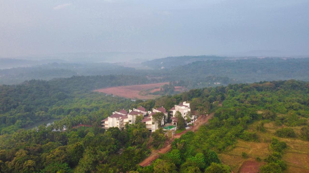Amoravida By 7 Apple Resorts, Goa Mandrem Exterior photo